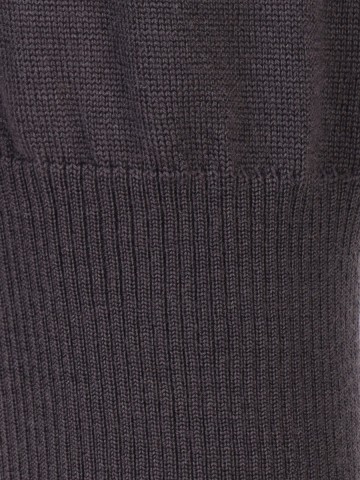 900 1200